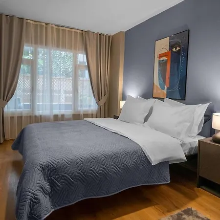 דירה Cozy And Modern 3br With Private Patio In Besiktas איסטמבול