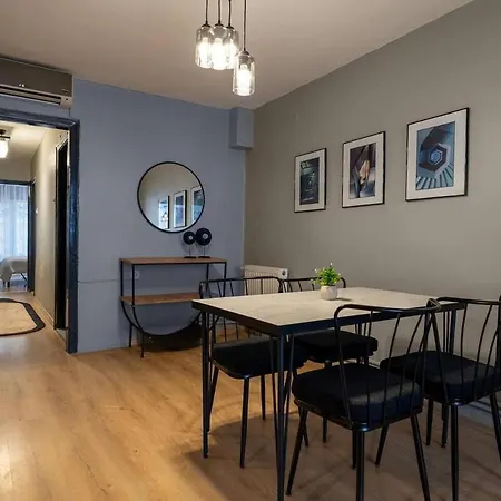 דירה Cozy And Modern 3br With Private Patio In Besiktas *