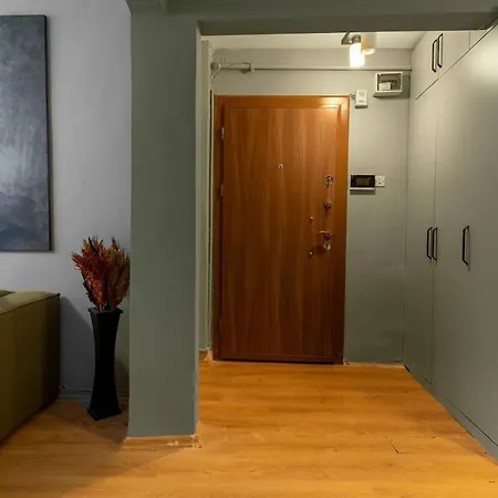 아파트 Cozy And Modern 3br With Private Patio In Besiktas 이스탄불