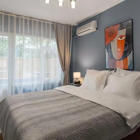 Cozy And Modern 3br With Private Patio In Besiktas *